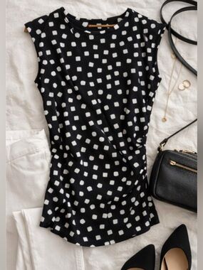 Vince Camuto Ruched Blouse Black White Square Polka Dot Cap Sleeve Work Top M
